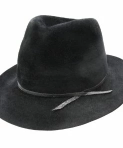 Move Roma Black Rabbit 1