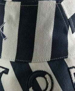 Béton Ciré Bucket Hat Sunny Stripes 12 Béton Ciré Bucket Hat Sunny Stripes -Ivy Cap Sales Store buckethatsunnystripenavy 4 202104151416032