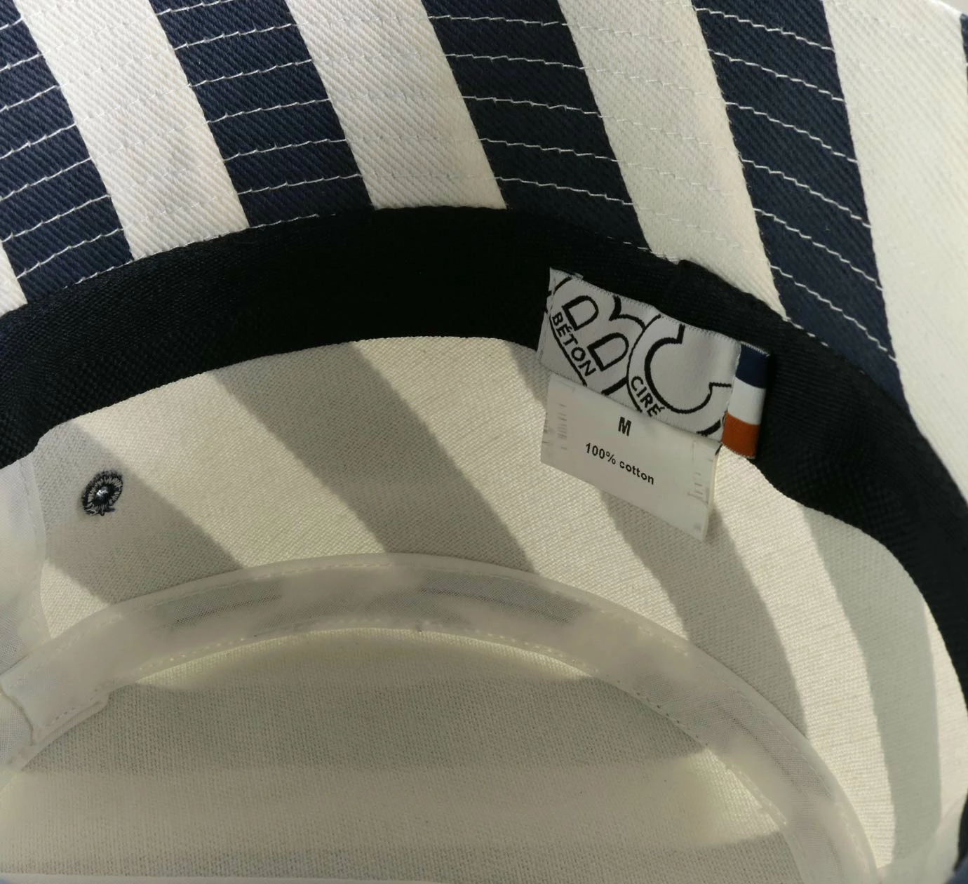 Béton Ciré Bucket Hat Sunny Stripes 8 Béton Ciré Bucket Hat Sunny Stripes - Image 6