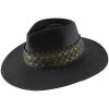 Couture Aloïse -Ivy Cap Sales Store chapeau bord applati 76021