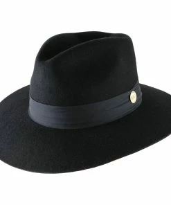 Simon And Mary Audrey