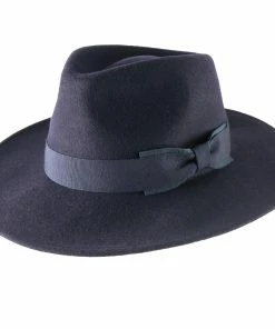 Couture L'invincible