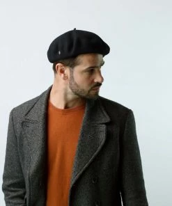 Maison Berblanc Le Parisien -Ivy Cap Sales Store leparisien1 3 202211140216552