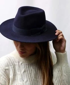 Couture L'invincible -Ivy Cap Sales Store pc11503 bleu marine 20211006223053