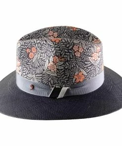 Alfonso DEste Franco -Ivy Cap Sales Store px8126 2 202205111405361