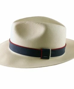 Bailey Relik -Ivy Cap Sales Store sans titre 1 0043 arriere plan copie 2004060916511
