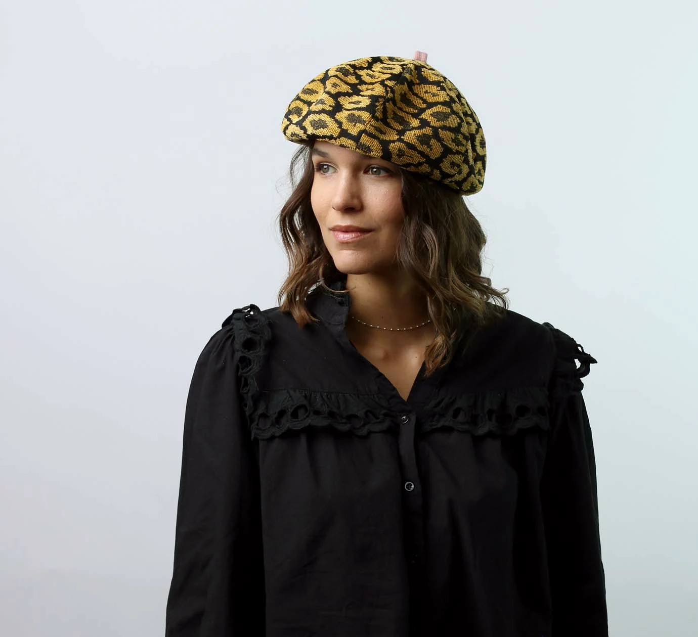 Alfonso DEste Ivonne Giaguaro 5 Alfonso DEste Ivonne Giaguaro - Image 3